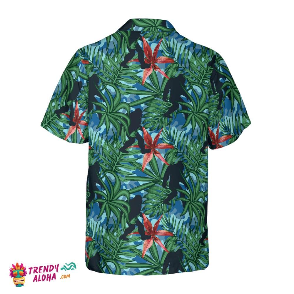 bigfoot-silhouette-walking-bigfoot-hawaiian-shirt-tropical-forest-floral-bigfoot-shirt-for-men-2013-mh2dt.jpg