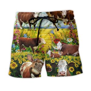 Cow Hereford Landscape Style Trendy KLA Hawaiian Beach Shorts