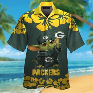 Green Bay Packers Baby Yoda Short Sleeve Button Up Tropical Hawaiian Shirt